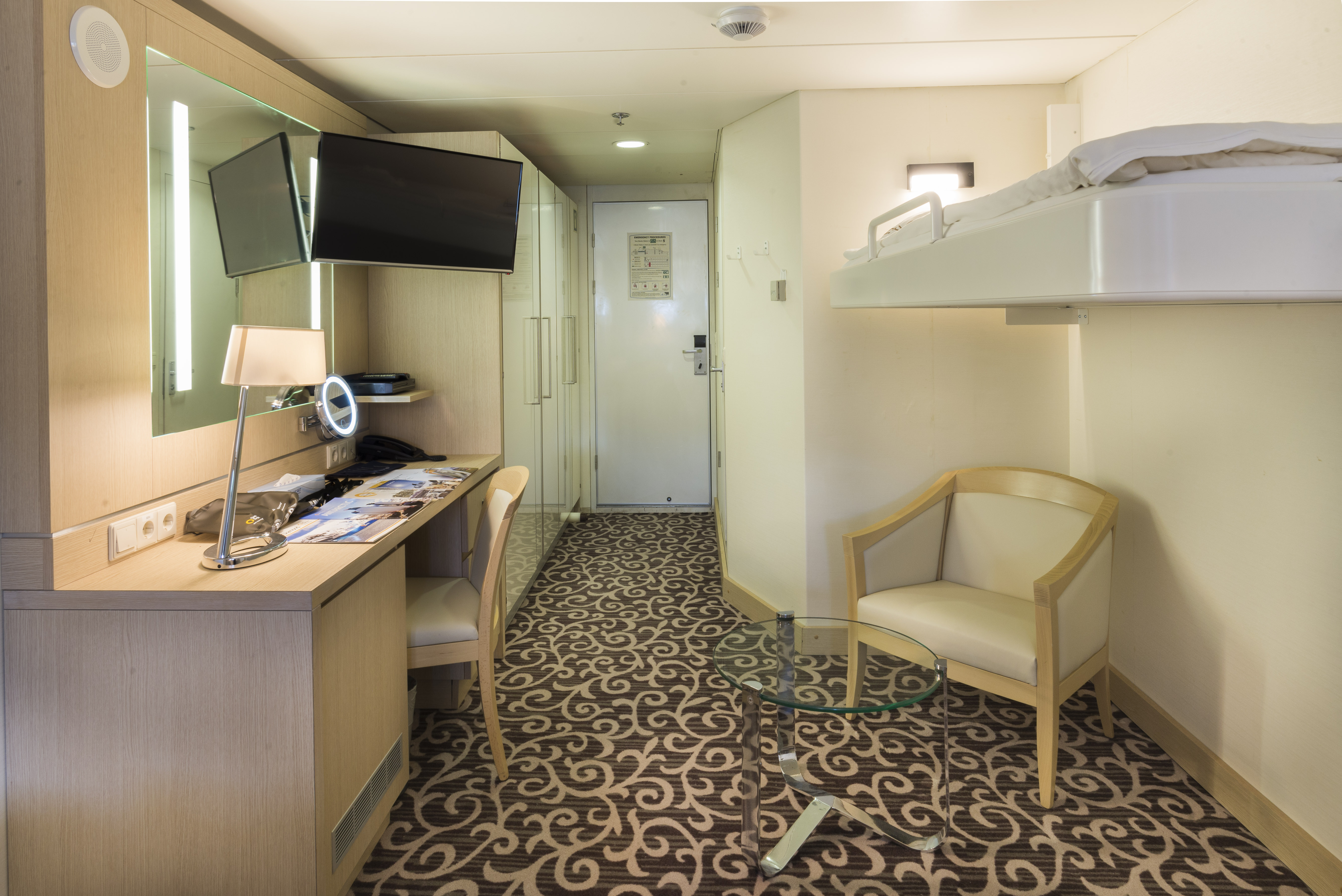 Quark Expeditions Ocean Diamond Triple 3.jpg